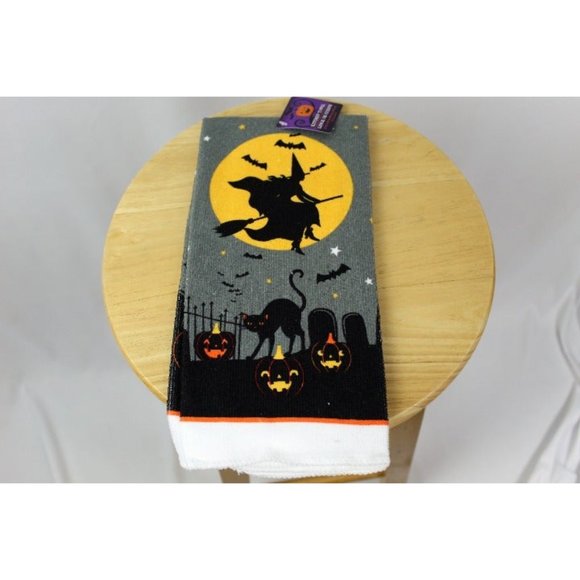 Lot of 4 Halloween Kitchen Towels - Picture 2 of 5